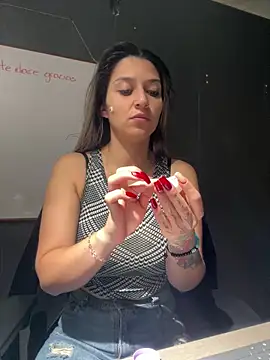 Snapshot of Isabella_Varella chatting on December 5, 12:25 pm Isabella Varella online show from December 5, 12:25 pm