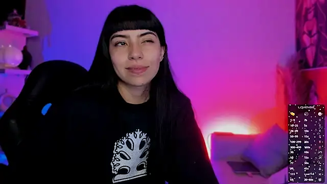 Saraa Desiree online show from October 17, 11:29 pm