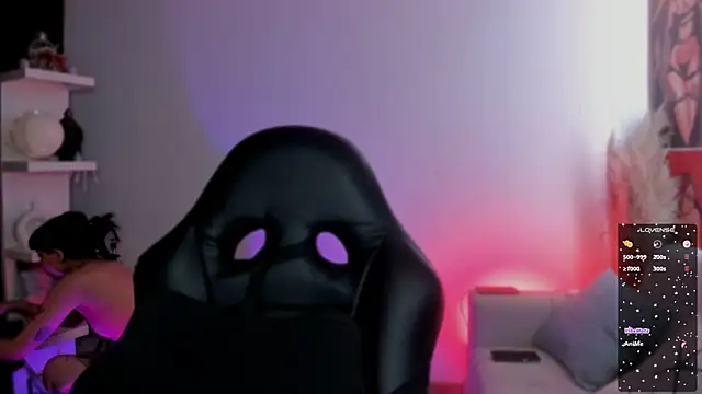 Saraa Desiree online show from October 18, 4:19 pm