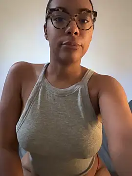 Melia Rayne online show from October 17, 7:11 am