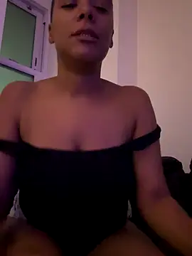 Melia Rayne online show from October 17, 7:16 pm