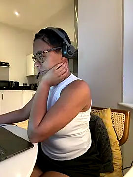 Melia Rayne online show from November 13, 3:55 pm