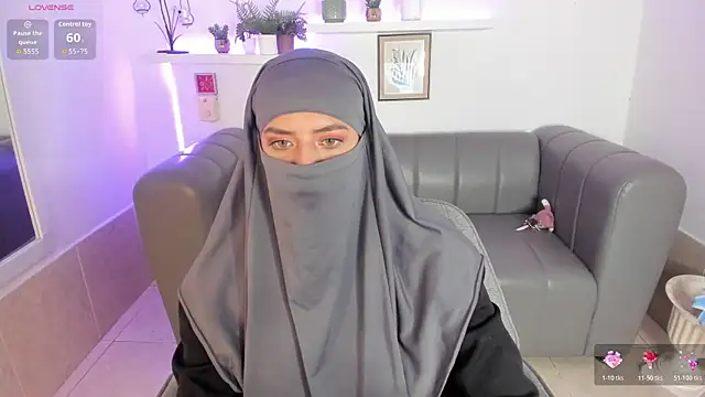 Snapshot of salma_arabicc chatting on January 14, 4:18 am salma arabicc online show from January 14, 4:18 am