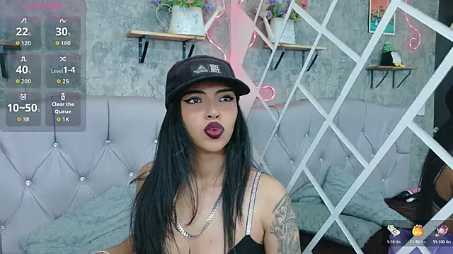 Devil AliceXo online show from January 5, 7:50 pm