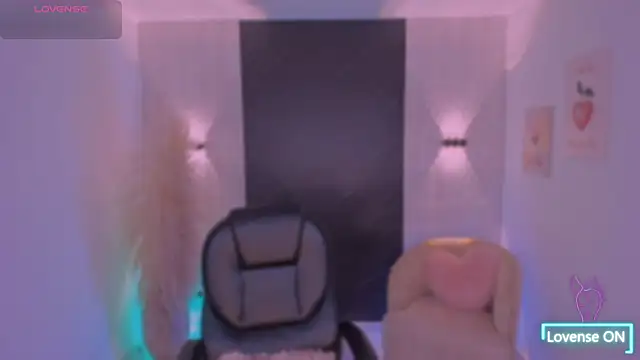 IvyJonesX online show from July 25, 5:54 pm