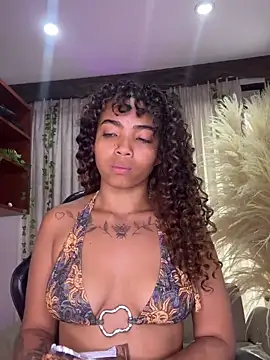 SarahLynn7 online show from March 18, 7:17 pm