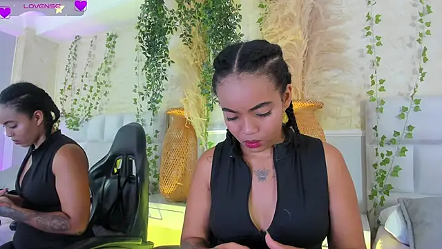 SarahLynn7 online show from June 13, 7:01 pm