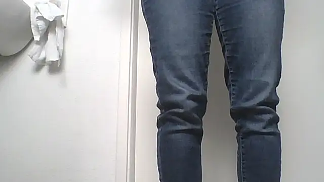 Valentinette online show from March 10, 1:16 pm