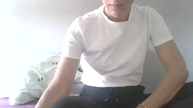 Valentinette online show from March 21, 2:09 pm