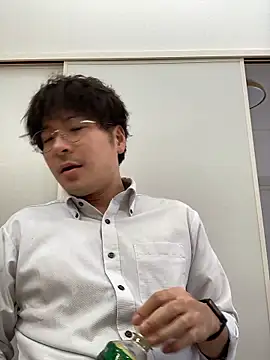 waka3232 online show from October 15, 2:11 am