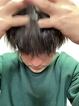 Snapshot of waka3232 chatting on December 22, 1:24 am waka3232 online show from December 22, 1:24 am