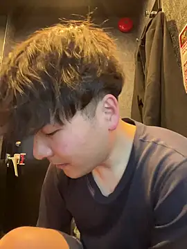 Snapshot of waka3232 chatting on February 19, 11:06 am waka3232 online show from February 19, 11:06 am