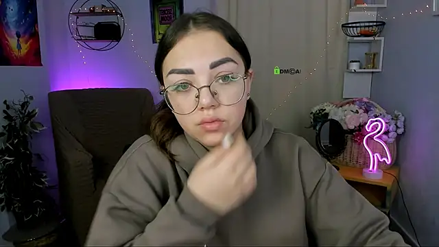 kiki swan online show from January 19, 6:50 am