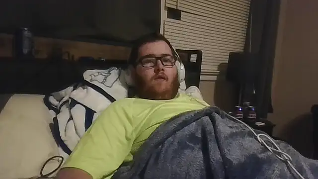 Snapshot of Cumslut6769 chatting on February 28, 1:39 am Cumslut6769 online show from February 28, 1:39 am