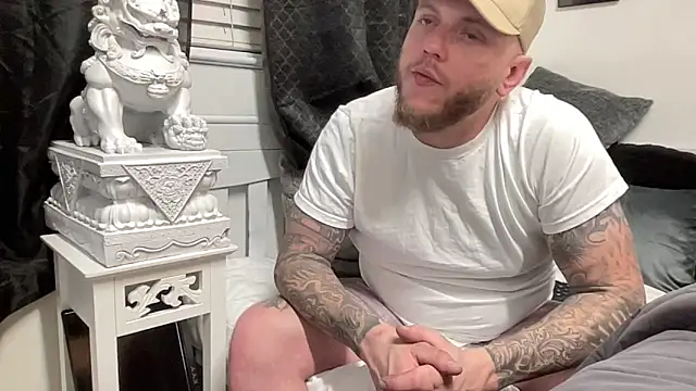 Snapshot of Thegreatwhitepipe chatting on November 7, 1:00 pm Thegreatwhitepipe online show from November 7, 1:00 pm