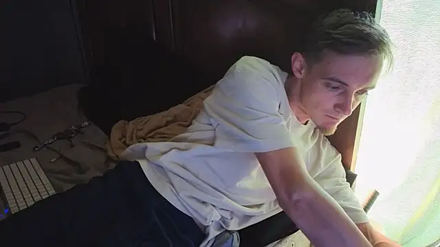 Ilovepussy1911 online show from March 27, 4:18 pm