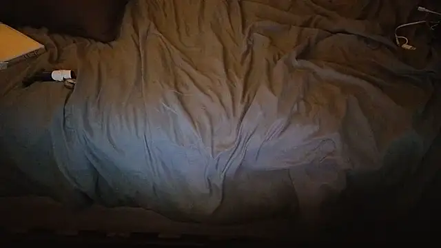 Ilovepussy1911 online show from March 31, 4:57 am