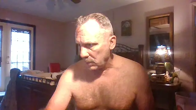 Snapshot of HunkofRock chatting on March 21, 7:57 pm HunkofRock online show from March 21, 7:57 pm