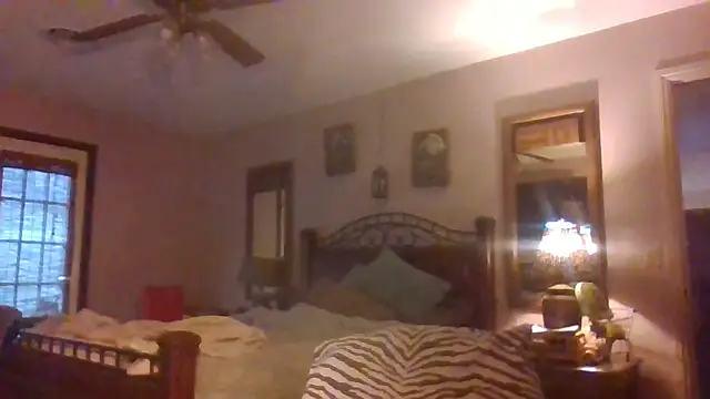 Snapshot of HunkofRock chatting on March 21, 11:01 pm HunkofRock online show from March 21, 11:01 pm