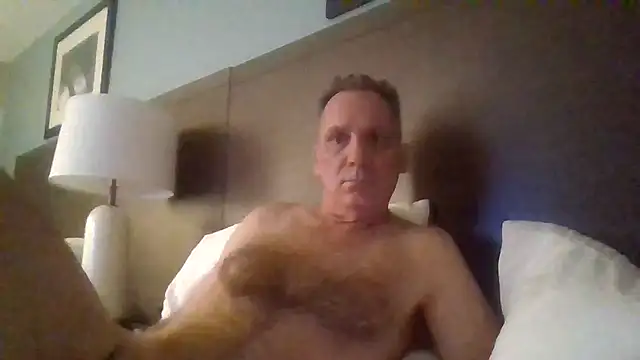 Snapshot of HunkofRock chatting on September 25, 8:40 am HunkofRock online show from September 25, 8:40 am