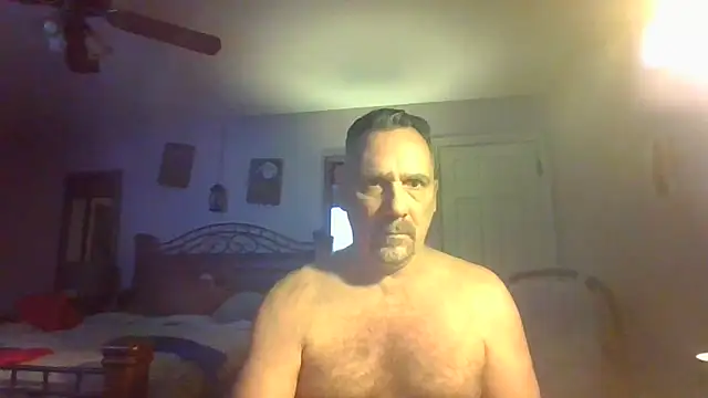 Snapshot of HunkofRock chatting on March 1, 9:33 am HunkofRock online show from March 1, 9:33 am