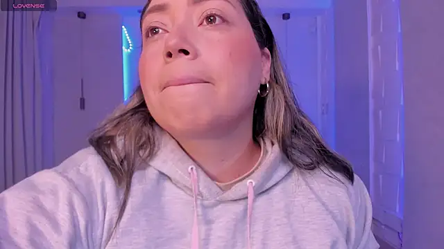 heidy johns online show from October 30, 3:19 am