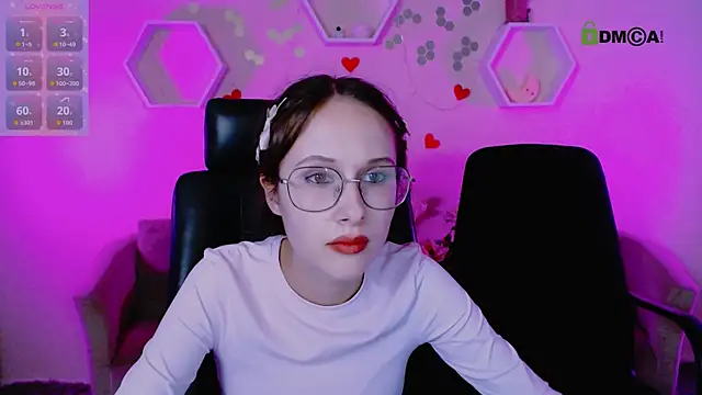 Snapshot of mona_cloud chatting on October 11, 11:36 pm mona cloud online show from October 11, 11:36 pm