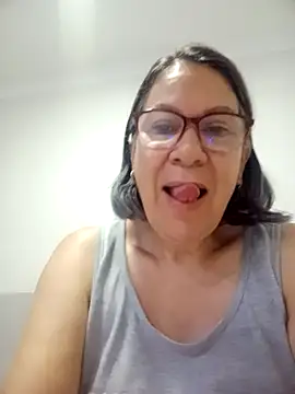 victoria wayne online show from March 8, 9:24 am