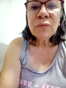 victoria wayne online show from April 4, 9:29 am