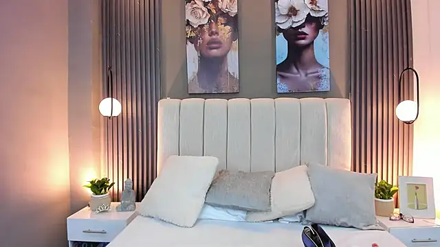 GiannaColling1 online show from October 26, 2:56 pm