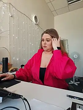 Juicy PeachLux online show from May 21, 7:59 am