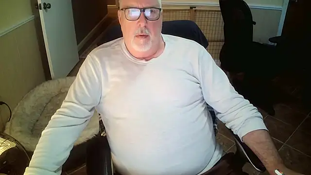 superbearboss online show from October 27, 2:21 pm