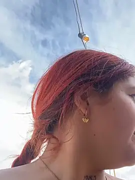 Karina Leon online show from January 17, 6:55 pm