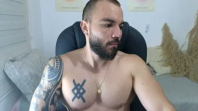 Isaac Carter online show from December 23, 11:08 am