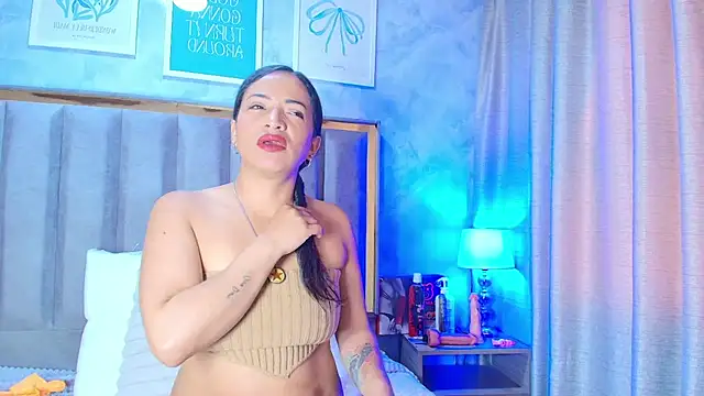 Snapshot of AvaX_777 chatting on June 29, 5:24 pm AvaX 777 online show from June 29, 5:24 pm
