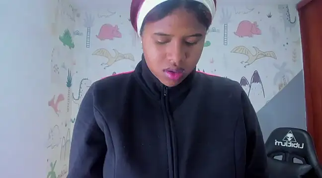 Snapshot of abby1_t_ chatting on March 20, 9:48 am abby1 t online show from March 20, 9:48 am