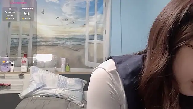 Snapshot of X-xiao-888 chatting on October 28, 3:58 pm X-xiao-888 online show from October 28, 3:58 pm