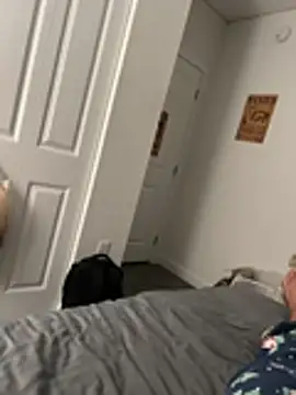 Snapshot of takiyaki28 chatting on February 18, 11:44 pm takiyaki28 online show from February 18, 11:44 pm