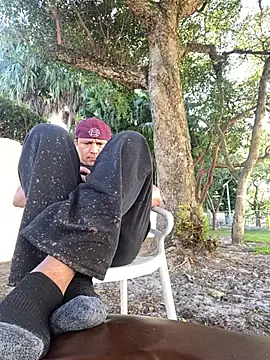 Snapshot of takiyaki28 chatting on February 24, 8:51 pm takiyaki28 online show from February 24, 8:51 pm