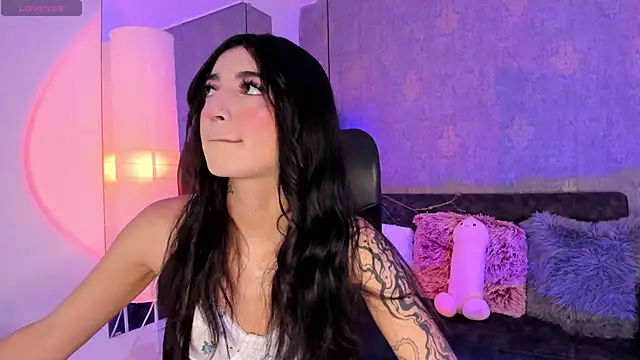 Snapshot of Hi_Soyfer chatting on March 18, 1:31 pm Hi Soyfer online show from March 18, 1:31 pm