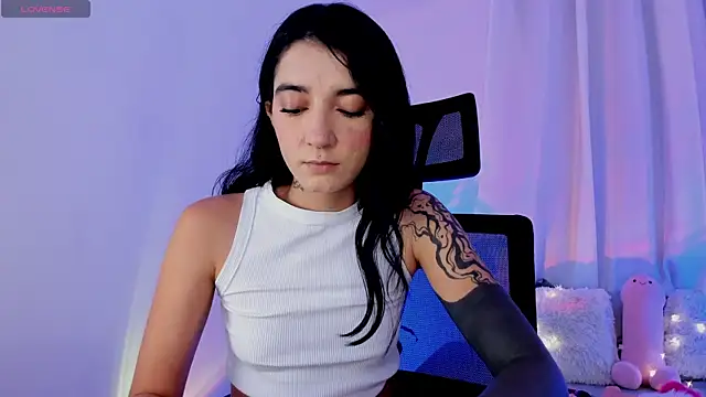 Snapshot of Hi_Soyfer chatting on September 22, 12:56 am Hi Soyfer online show from September 22, 12:56 am