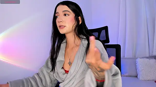 Snapshot of Hi_Soyfer chatting on November 26, 5:58 pm Hi Soyfer online show from November 26, 5:58 pm