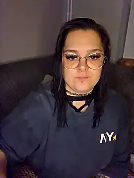 Saucy-Serenity online show from October 14, 7:25 pm