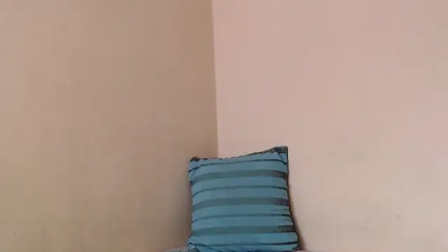 Monkey uchiha777 online show from September 30, 5:18 pm