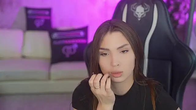 Billie054 online show from December 2, 7:57 am