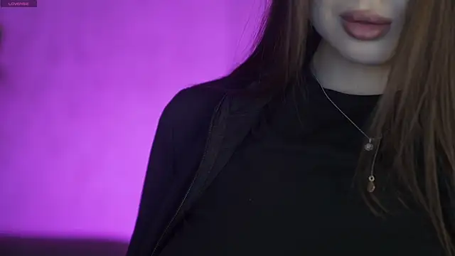 Snapshot of Billie054 chatting on April 11, 7:45 am Billie054 online show from April 11, 7:45 am