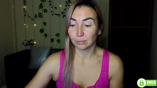 Kiss julli88I online show from November 17, 6:24 pm