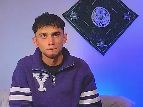 samevansx  online show from November 18, 7:18 pm