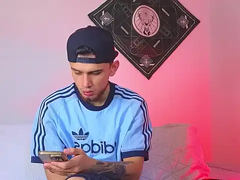 samevansx  online show from December 15, 4:11 pm