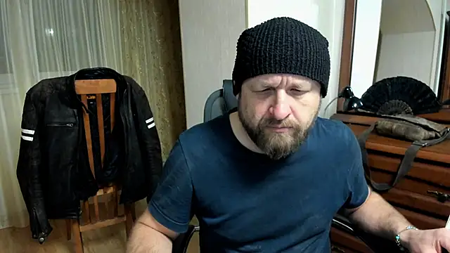 Grandor M online show from March 6, 6:16 pm